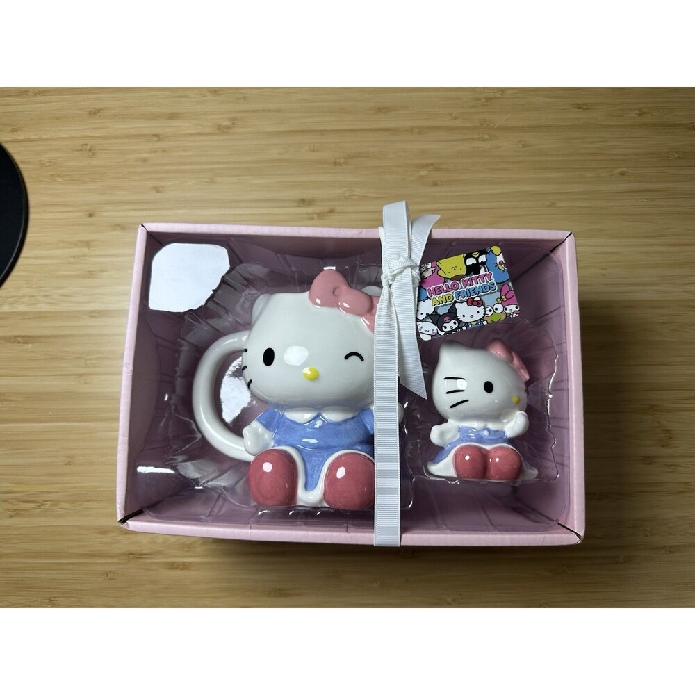 Sanrio Hello Kitty Mug & Figurine Set Pink Bow NWT Blue Sky Clayworks Collectors